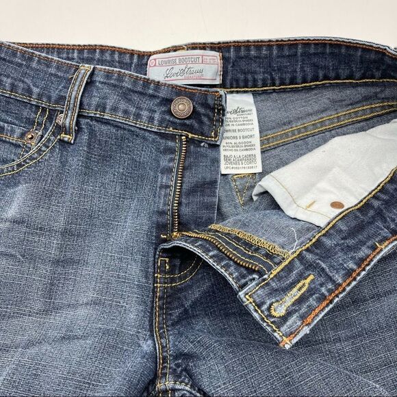 LeviStrauss Signature Lowrise Bootcut Jrs. 9 Short - Picture 9 of 15